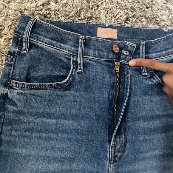 Mother The Hustler Ankle Fray Jeans Size 29 - Picture 8 of 15